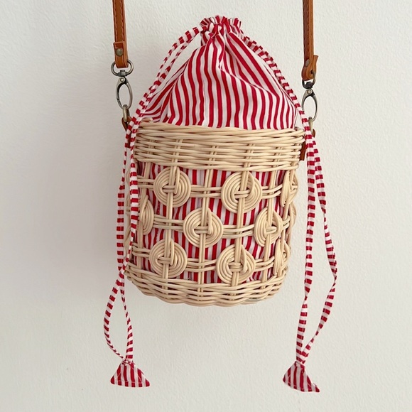 Anthropologie Raffia Bucket Bag Red White Straw Basket Purse NWOT - Picture 5 of 17